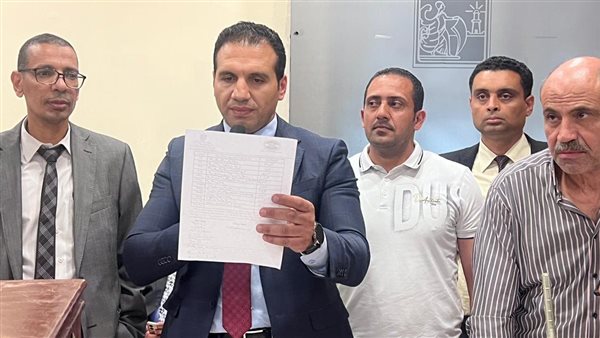 لحظة إعلان نتائج