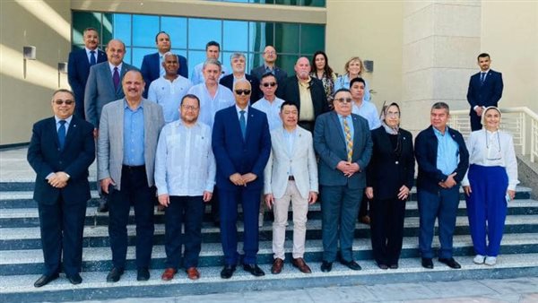 زيارة لسفراء الدول