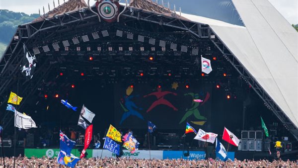 حفلة غنائية 