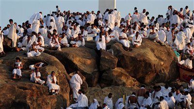 ما معنى لبيك اللهم لبيك؟.. عالم أزهري يوضح