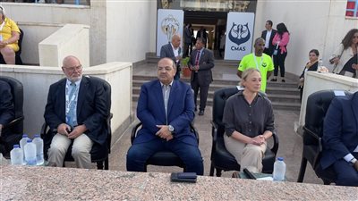 هشام حطب يحضر افتتاح بطولة العالم للسباحة بالزعانف للناشئين والأساتذة