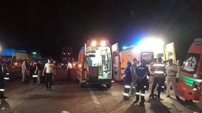 إصابة 14 شخصا إثر انقلاب ميكروباص بالطريق الصحراوي في المنيا