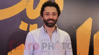 كريم محمود عبد العزيز: صحيت من النوم لقيت مشاكل بسبب أغنية سطلانة