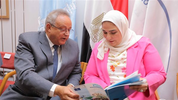  الدكتورة نيفين القباج