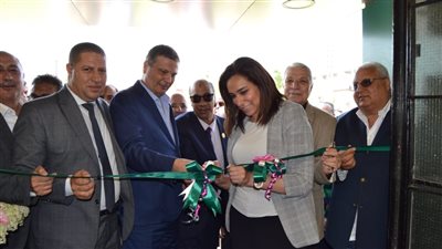نائبة محافظ البحيرة ورئيس مجلس إدارة البنك الزراعي يفتتحان أحدث فروع البنك المطورة بإيتاي البارود