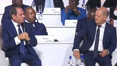 السيسي: الفرق كبير بين الخطة وتنفيذها وتخصيص 100 مليار دولار لمواجهة تغير المناخ أمر جيد جدا