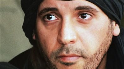 معتقل منذ 2015.. نجل القذافي يدخل أحد مستشفيات لبنان بعد إضرابه عن الطعام 