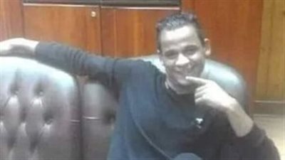 كان بينقذ جيرانه.. مصرع شاب سقط عليه سقف منزل مشتعل في الأقصر | بث مباشر