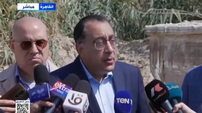 مدبولي: لا يعقل أن تكون مقبرة أحمد عرابي بهذا الوضع.. ومقابر الخالدين ستعلي من شأن الزعماء