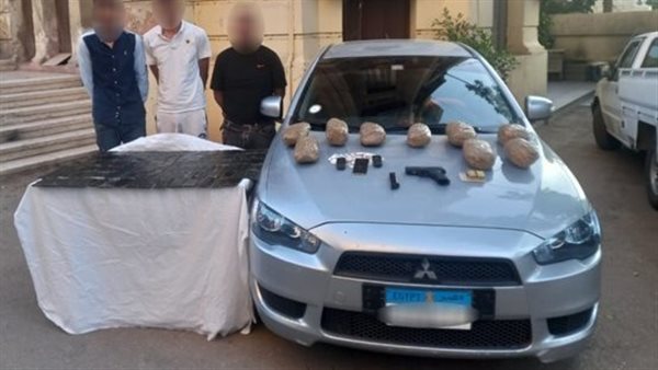 المتهمون والمضبوطات