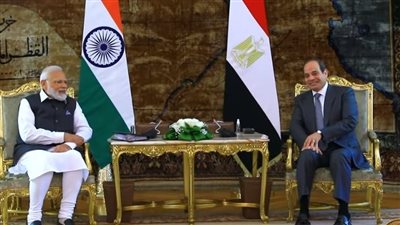 أرفع الأوسمة المصرية.. السيسي يمنح رئيس وزراء الهند قلادة النيل