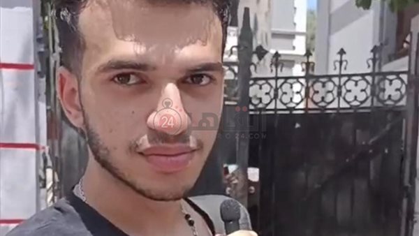 طالب بالثانوية العامة