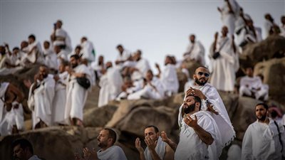 عالم أزهري يكشف فضل يوم عرفة والأعمال المستحب فعلها لغير الحاج