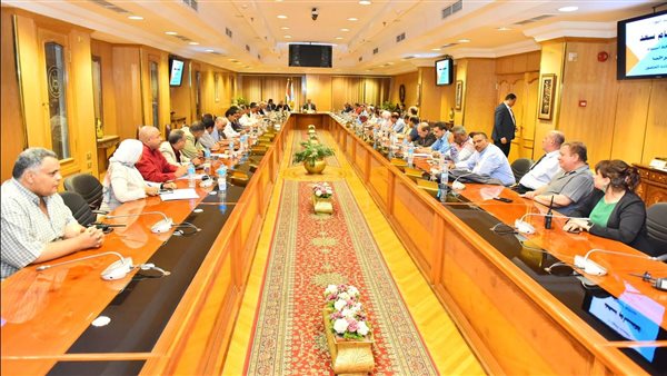 محافظ أسيوط