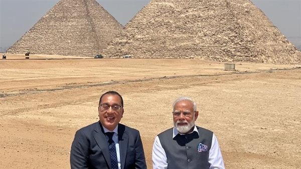 رئيس الوزراء رفقة