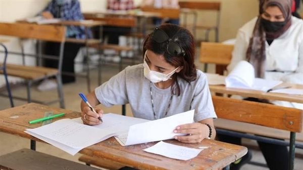 طلاب الثانوية العامة