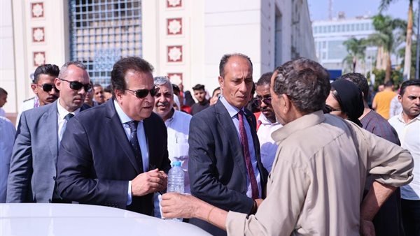 وزير الصحة يتفقد