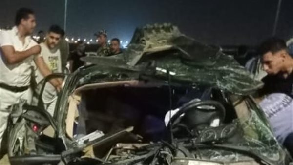 إصابة 14 شخصا في