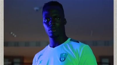 نادي أهلي جدة السعودي يتعاقد مع السنغالي إدوارد ميندي حتى 2026