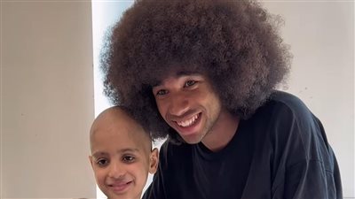 راقصا مع الأطفال.. التيك توكر الألماني نويل روبيسون يزور مستشفى 57357