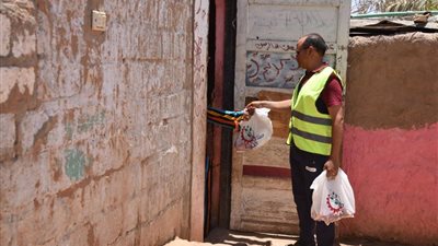 صناع الخير تبدأ ذبح الأضاحي وتوزيعها في المحافظات المختلفة