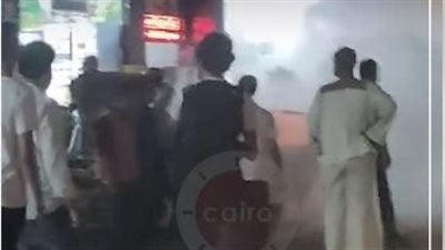  السيطرة على حريق نشب داخل تاكسي بشارع مصدق بالدقي |صور وفيديو