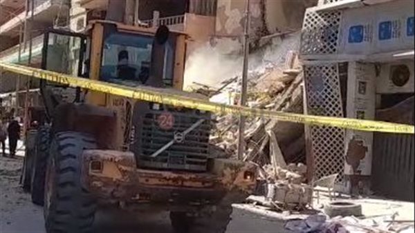 عقار الإسكندرية المنهار