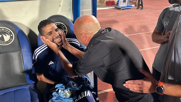 بيراميدز يهدي مؤمن