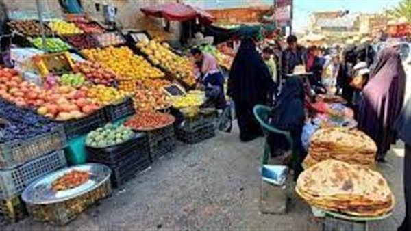 تاجر فاكهة - تعبيرية