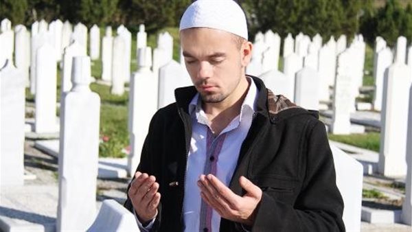 دعاء للميت في العيد