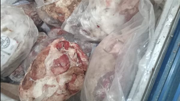 جانب من اللحوم المضبوطة