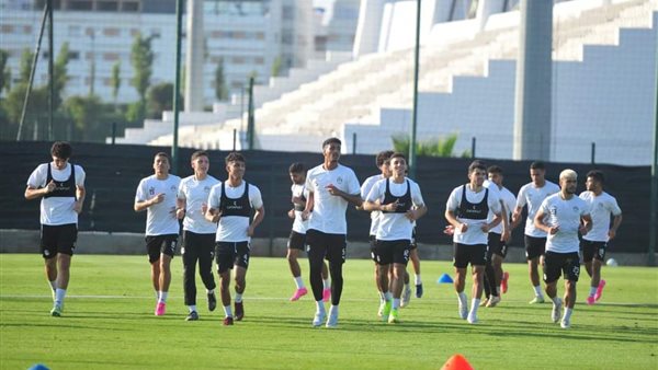 لاعبو المنتخب الأولمبي