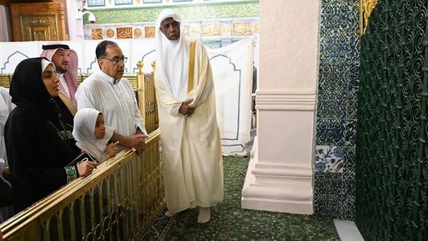 رئيس الوزراء يزور