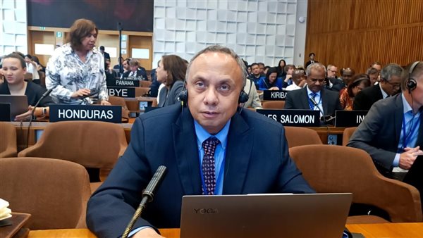 الدكتور عمرو زكريا