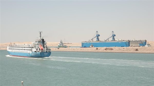 الحوض العائم فخر