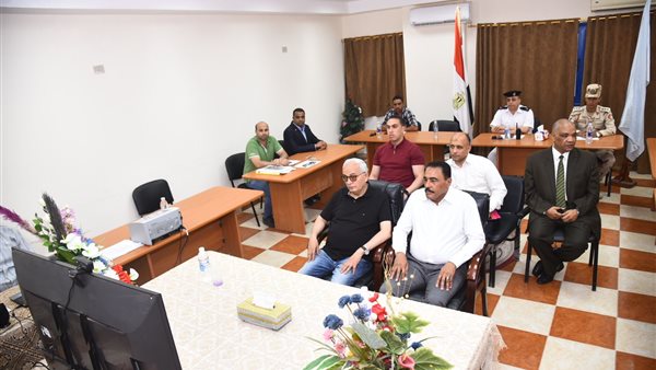 وزير التعليم يتابع