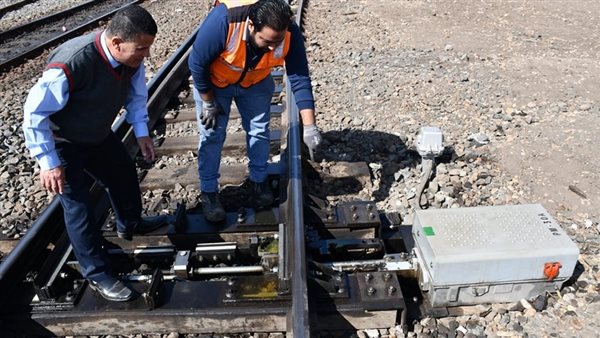 أعمال صيانة السكك