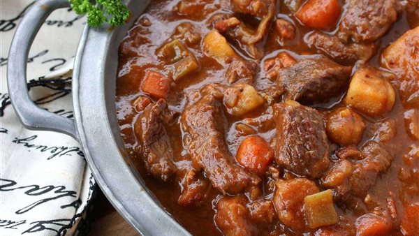 طاجن لحمة بالبصل