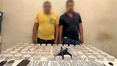 التحقيق مع شخصين متهمين بالإتجار في المخدرات بالمرج