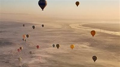 600 سائح يزينون سماء الأقصر صباح اليوم على متن 25 رحلة بالون