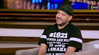 بلحن أغنية جديدة لـ محمد منير ونفسي أشتغل مع أنغام.. أبرز تصريحات عصام كاريكا