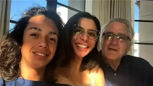 روبرت دي نيرو وحفيده