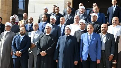 الأوقاف: حظر استخدام اللاب توب الشخصي والهاتف أثناء العمل داخل مقر الوزارة بالعاصمة الإدارية