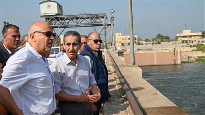 وزير الري يوجه بسرعة انتهاء أعمال التطهيرات على بحر شبين