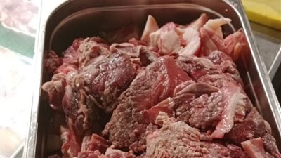 لحوم فاسدة في الحي الراقي.. ضبط منتجات غير صالحة للاستهلاك بماركت شهير بالإسكندرية 