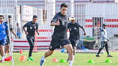 عودة بلحاج لتدريبات الزمالك وجلسة من أوسوريو مع اللاعبين بعد الفوز على المقاولون
