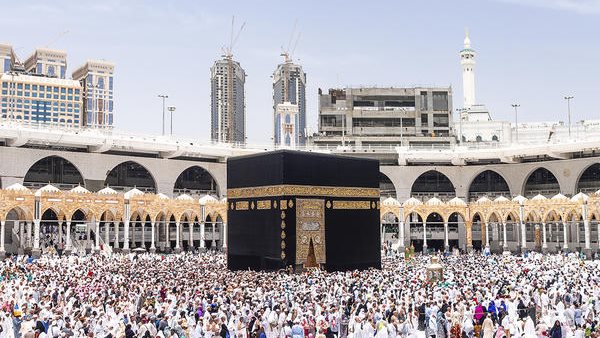  الحج السياحي