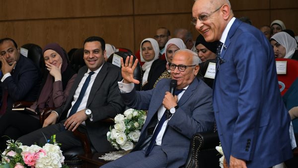 محافظ بورسعيد