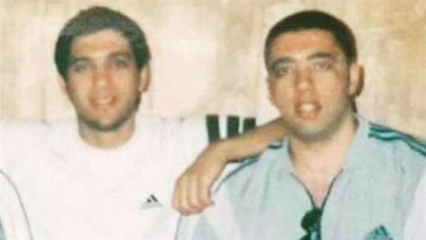 حسن الرداد وشقيقه