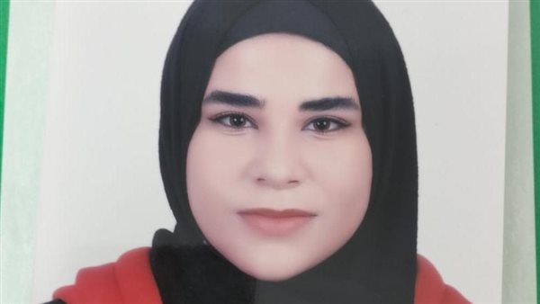 الأول على الشهادة